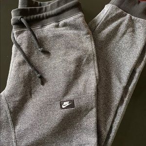 Men’s gray Nike joggers